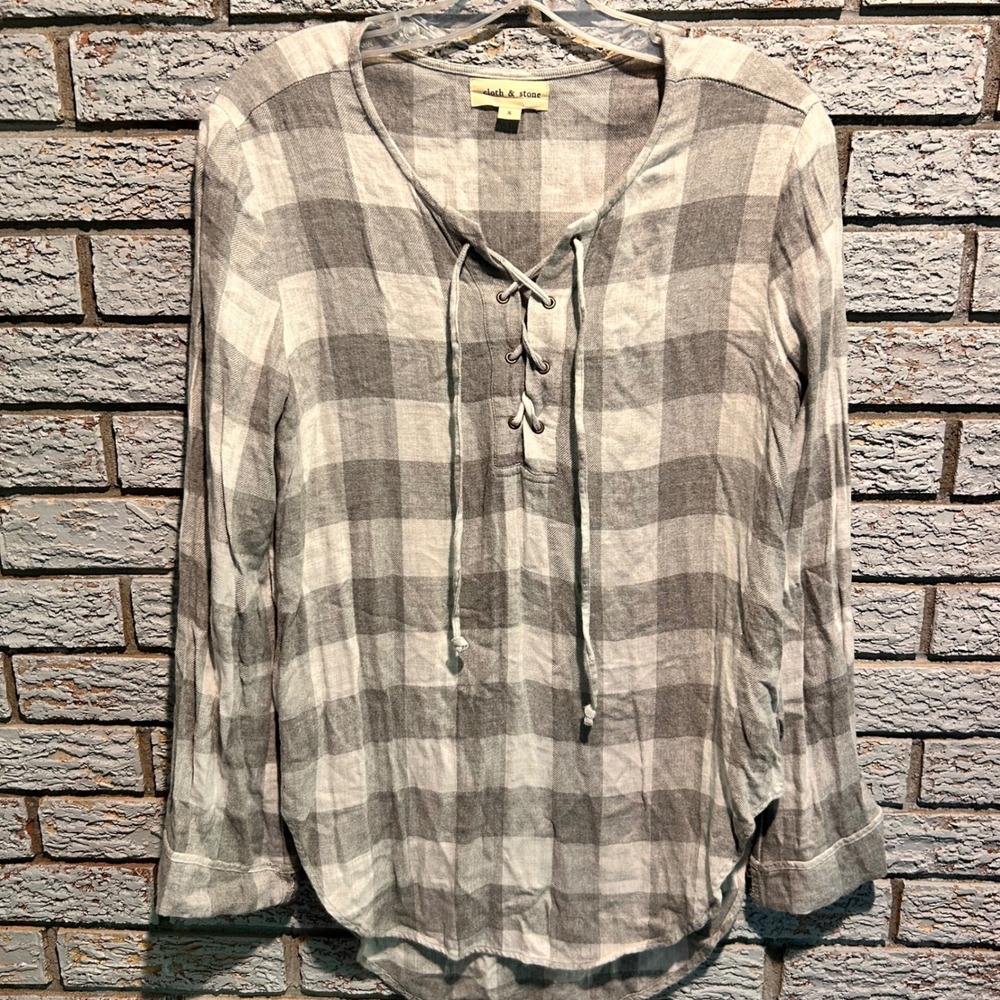 Cloth & Stone Grey Buffalo Plaid Lace Up Long Sleeve Blouse Small‎ C1270-725-304